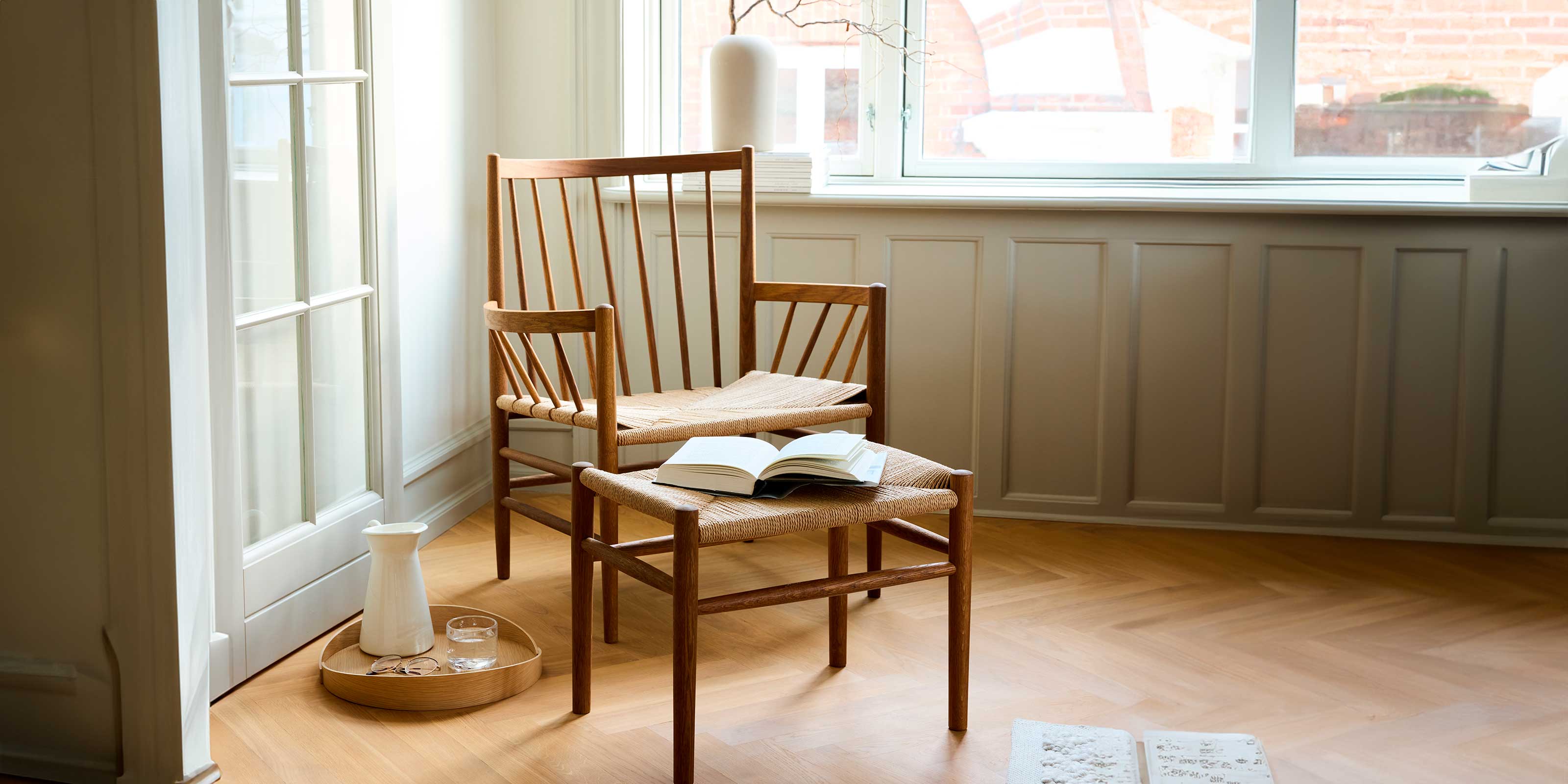 Køb en J82 Loungestol og få en gratis J83 Skammel med