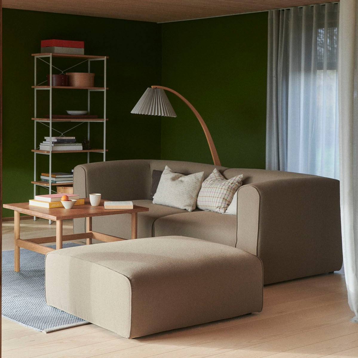 D33 Sofabord i Eg 80 x 80 af Jørgen Bækmark - Miljøbillede