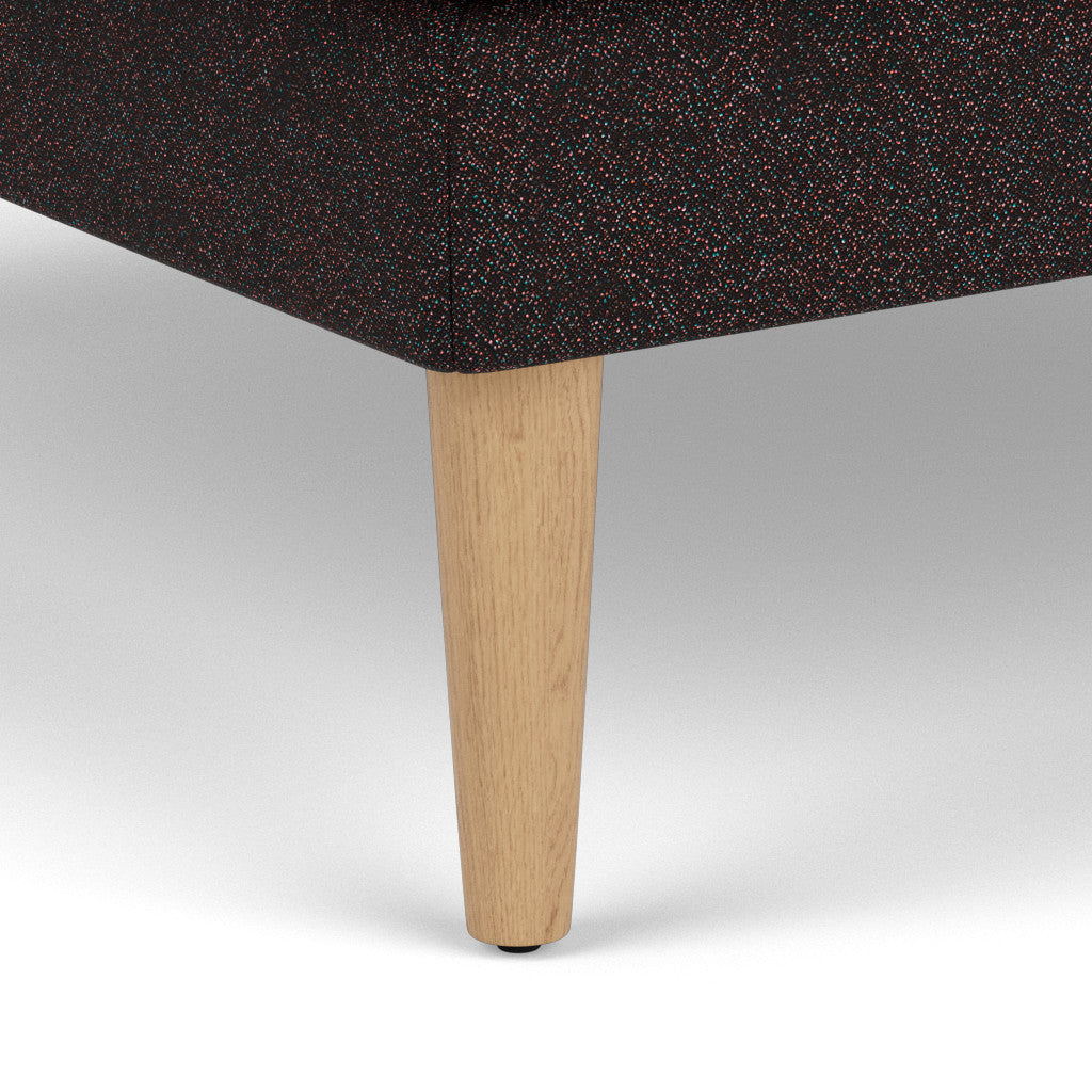 L42 Firhøj Puf 90 x 90 cm, Eg, Natur, Lakeret, Bowen, Black-Brown (7030.21) - MTO af Unit10