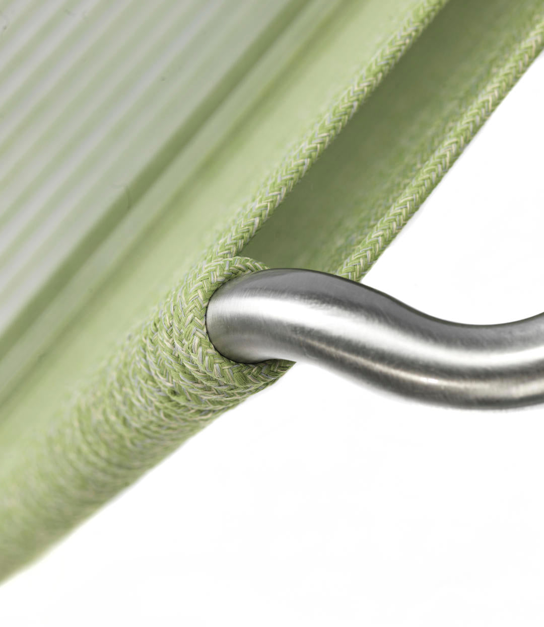 M20L Teglgaard Loungesnorestol i Grøm af Salto & Sigsgaard - Detalje