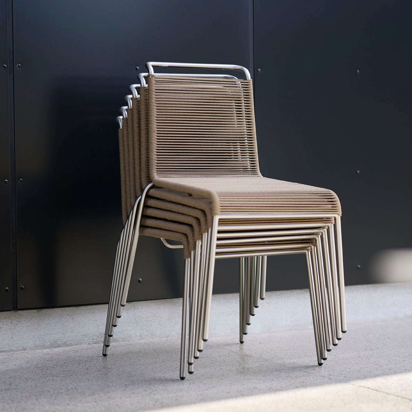 Teglgaard Lille Havesæt 90x90/Brun M20 & M21 af Salto & Sigsgaard - Miljøbillede