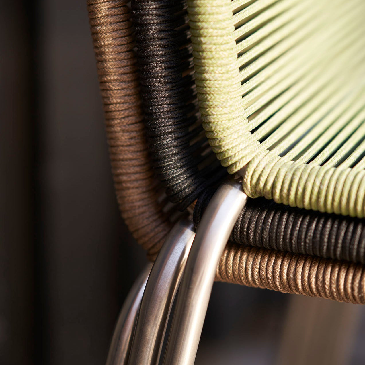 Teglgaard Lille Havesæt Ø90/Brun M20 & M21 af Salto & Sigsgaard - miljøbillede