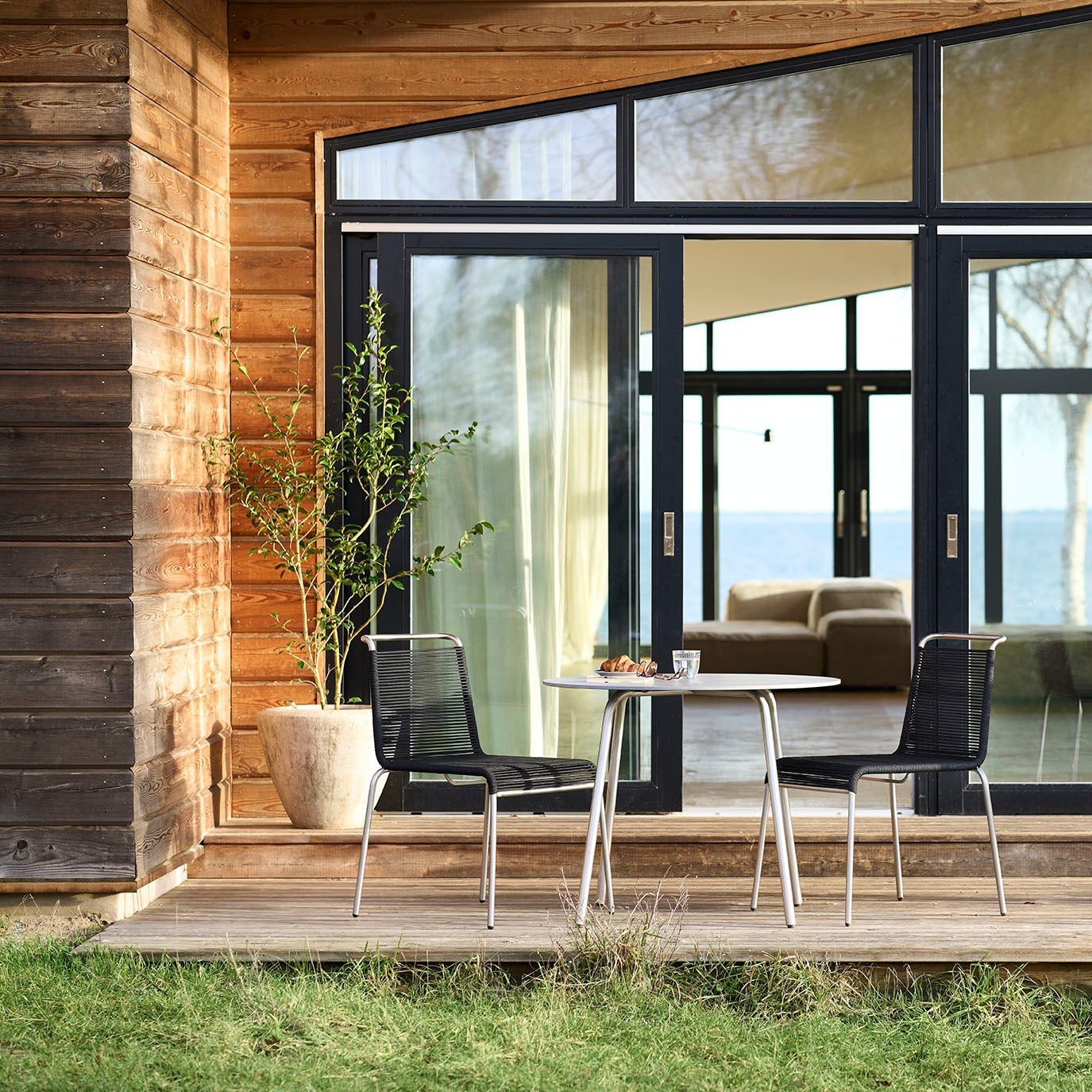 Teglgaard Lille Havesæt Ø90/Sort M20 & M21 af Salto & Sigsgaard - Miljøbillede