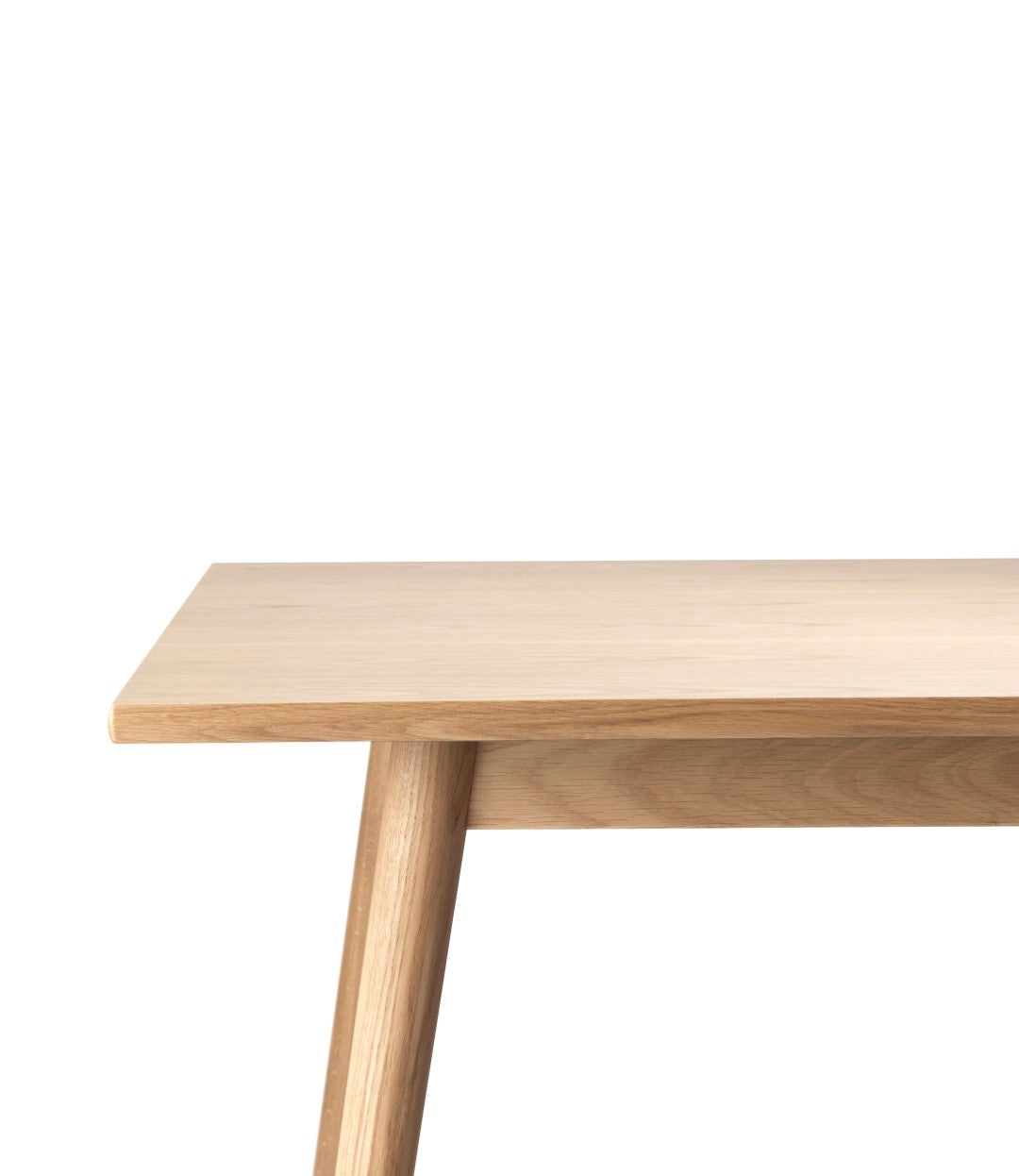 C35A Spisebord i Eg Lakeret af Poul M. Volther - Detalje