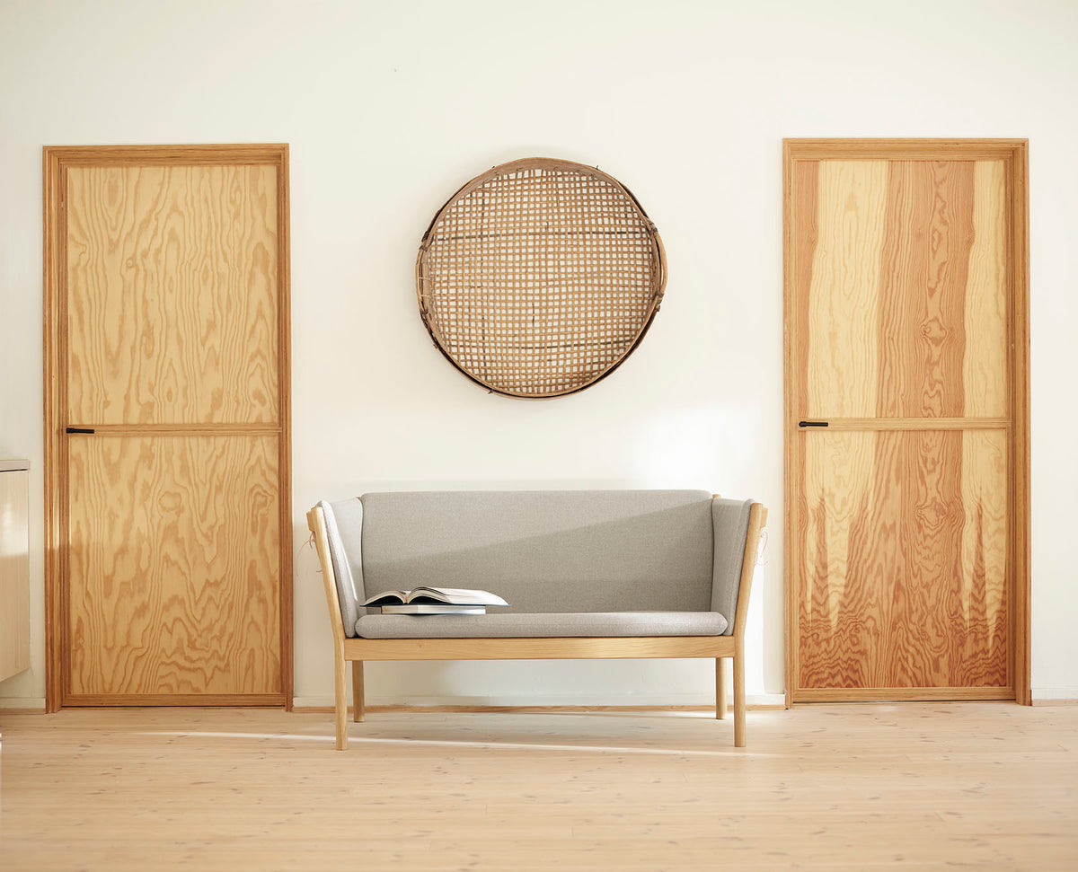 J148 - 2 pers. sofa - Eg - Beige (61) - Lifestyle 1